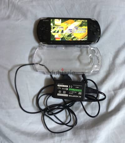 PSP-3003-32G عليه اكتر من 80 لعبه