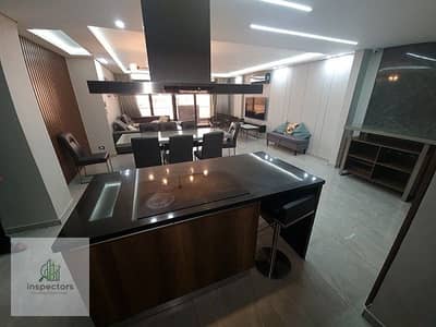 شقه فندقيه للايجار بجوار الجامعه الامريكيه بالقاهره الجديده