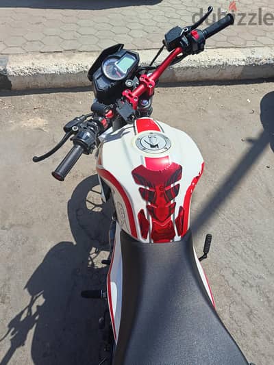 موتوسيكل بينلي vlr 200 super sport