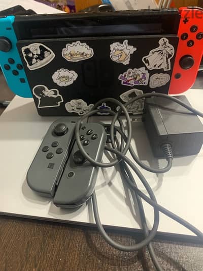 Nintendo switch moded with extra joy cone  متعدل
