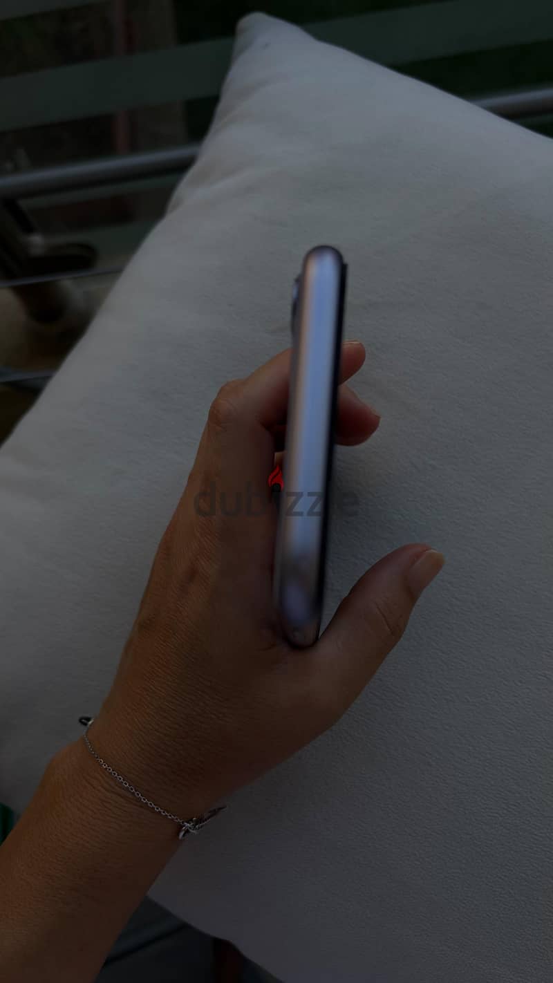 Apple - iPhone 11 3