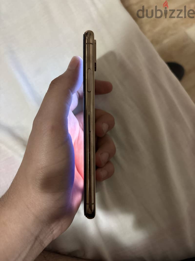 Apple - iPhone XS 2