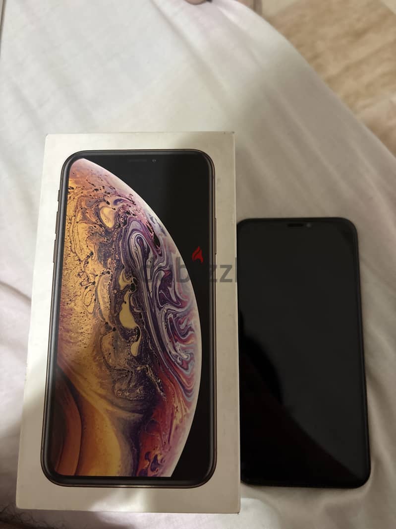 Apple - iPhone XS 4