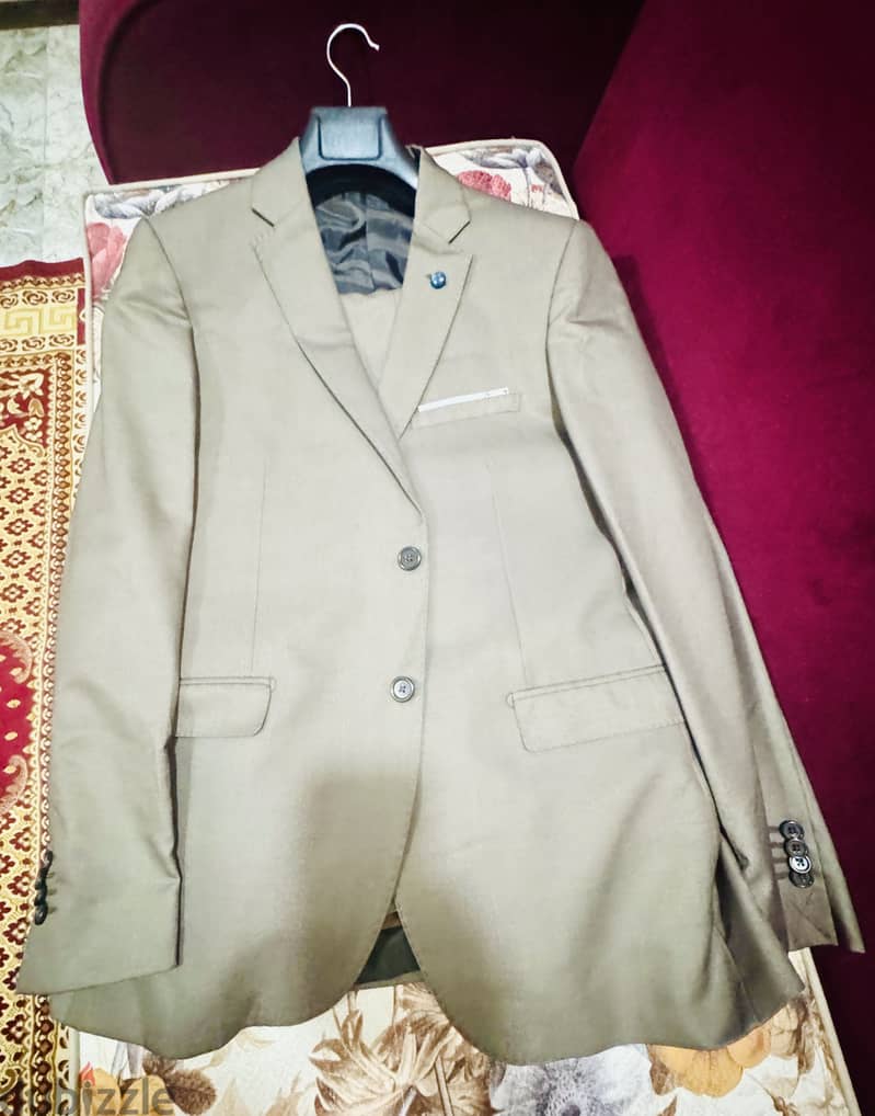 بدلة tie house 3