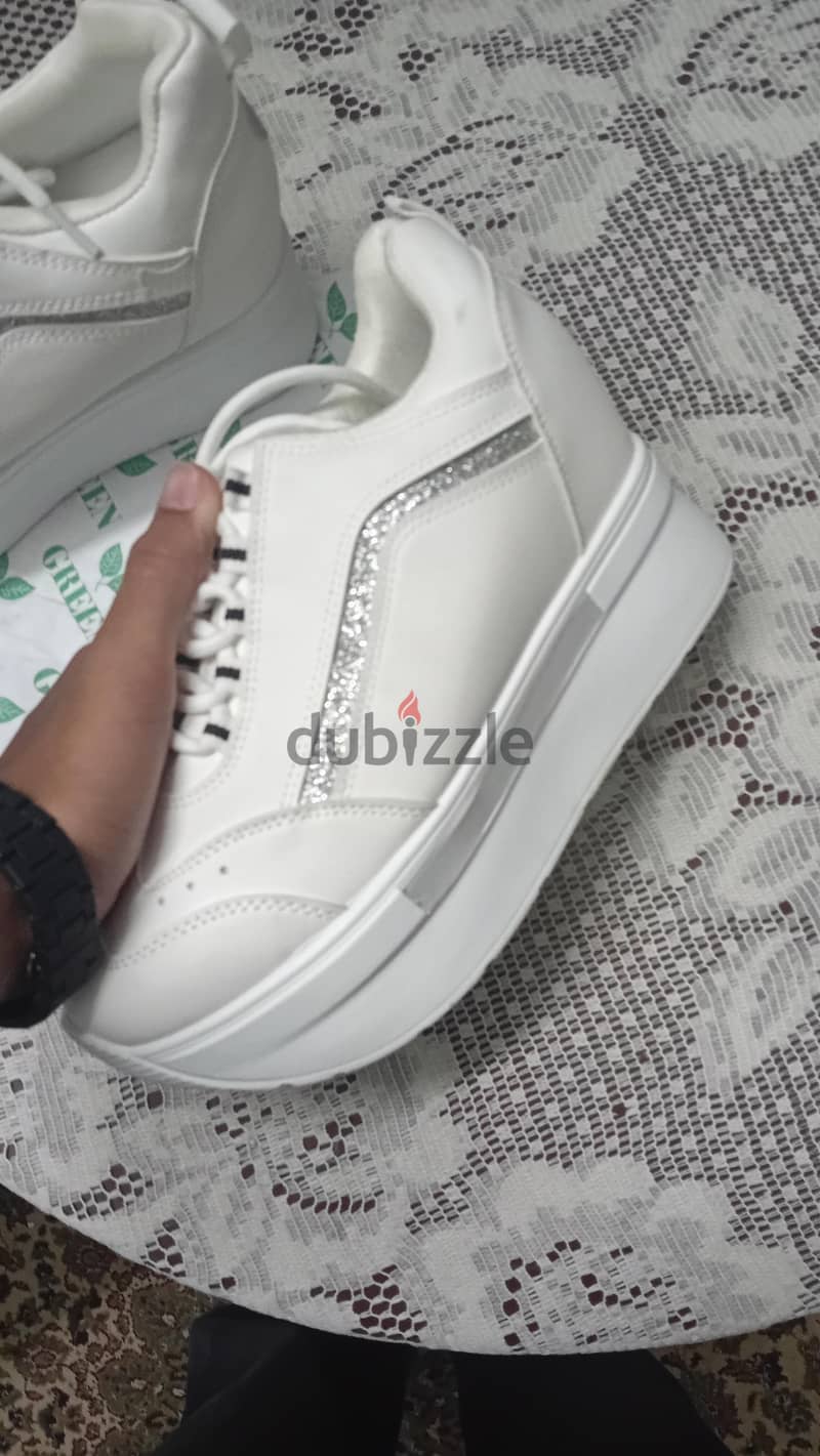 Green sneaker size :39 1