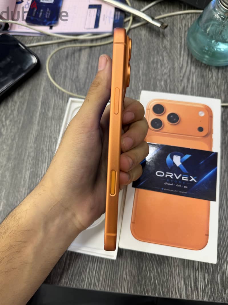 Apple - iPhone 17 Pro Max 3