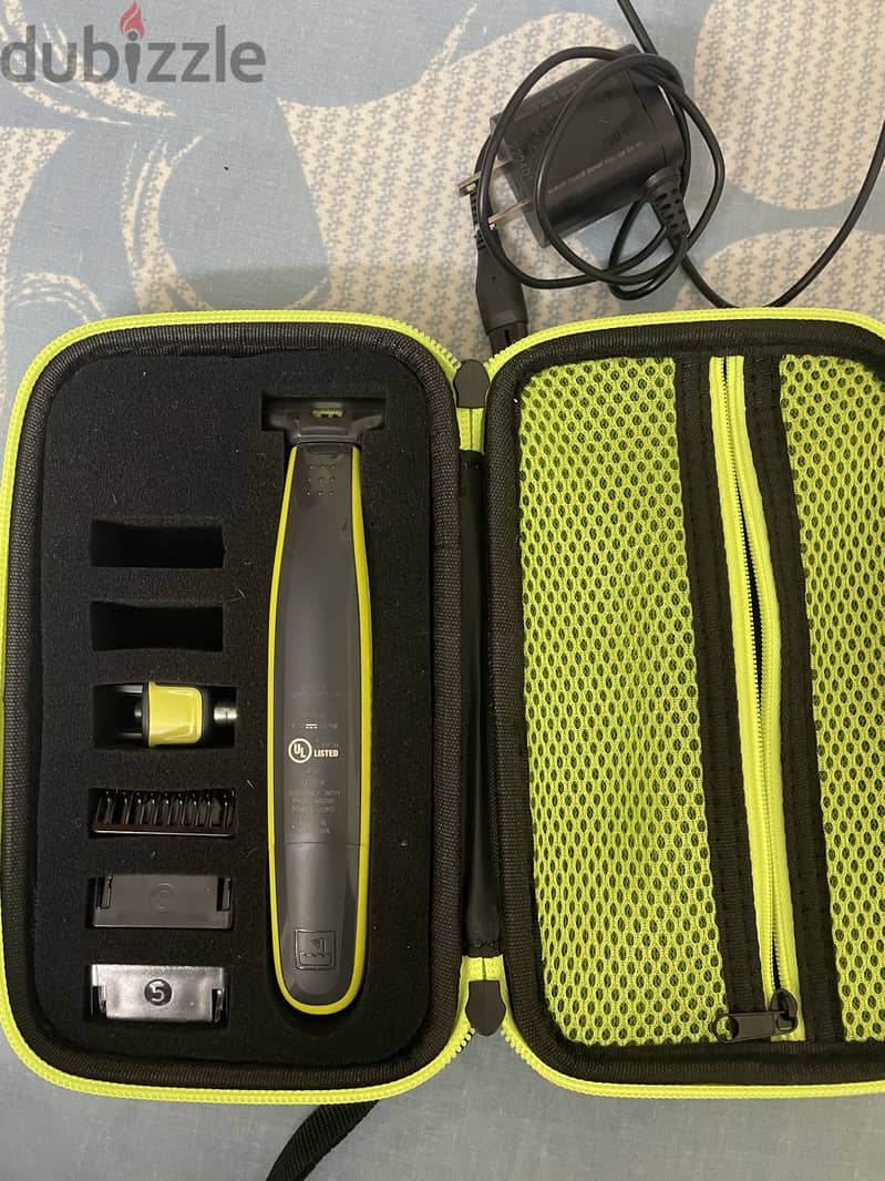 PHILIPS norleco OneBlade 4