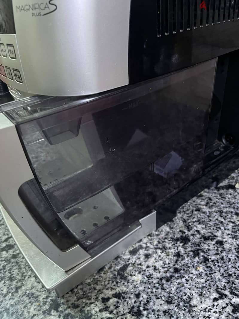 delonghi magnifica plus 6