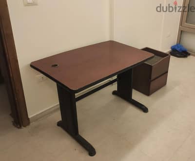 Office desk 110x90 cm