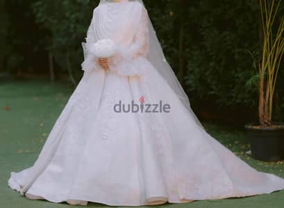 فستان زفاف