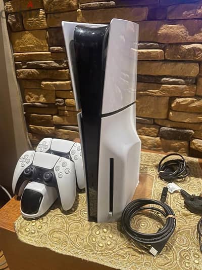 Play Station 5 Slim CD console 1 TB