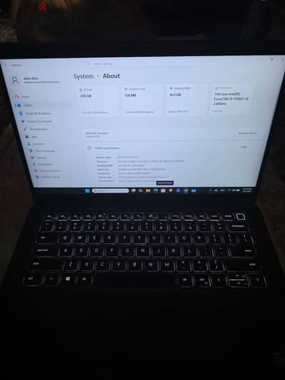 لابتوب dell latitude 7420 مستعمل بحالة جيده