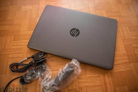 حالتة ممتازة بكل حاجته لاب توب HP Core i7 بيشغل العاب وبرامج كويس جدا