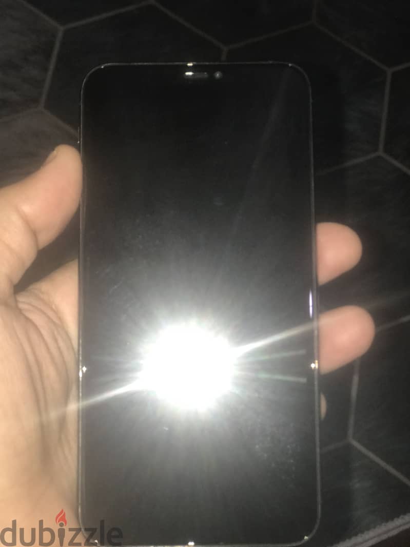 Apple - iPhone 11 Pro Max 2