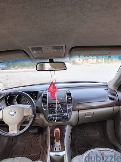 Nissan Sunny 2011