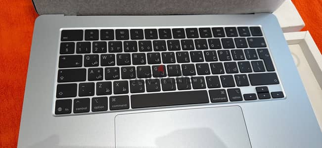 MacBook Air M4 , 13.6 inch , 512g , 16 ram , Battery 100%