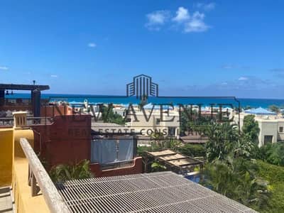 شاليه علوي بروف بكابينه فيو بحر صف اول في هاسيندا ريد