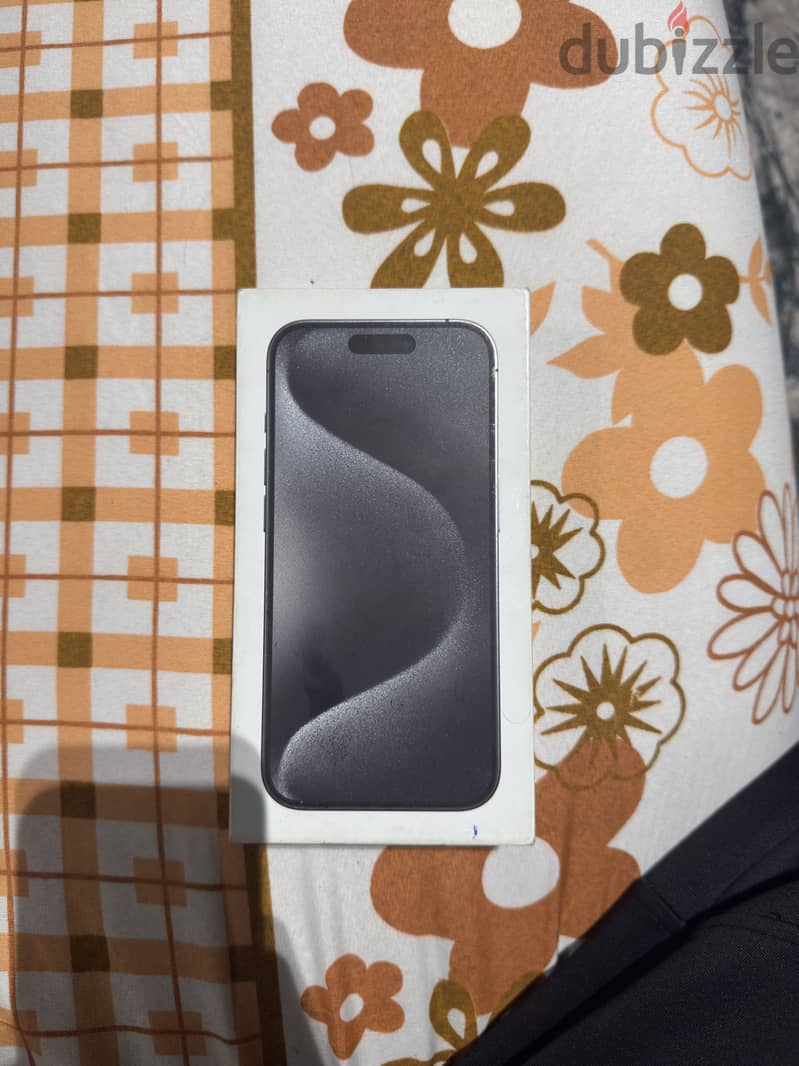 Apple - iPhone 15 Pro 3