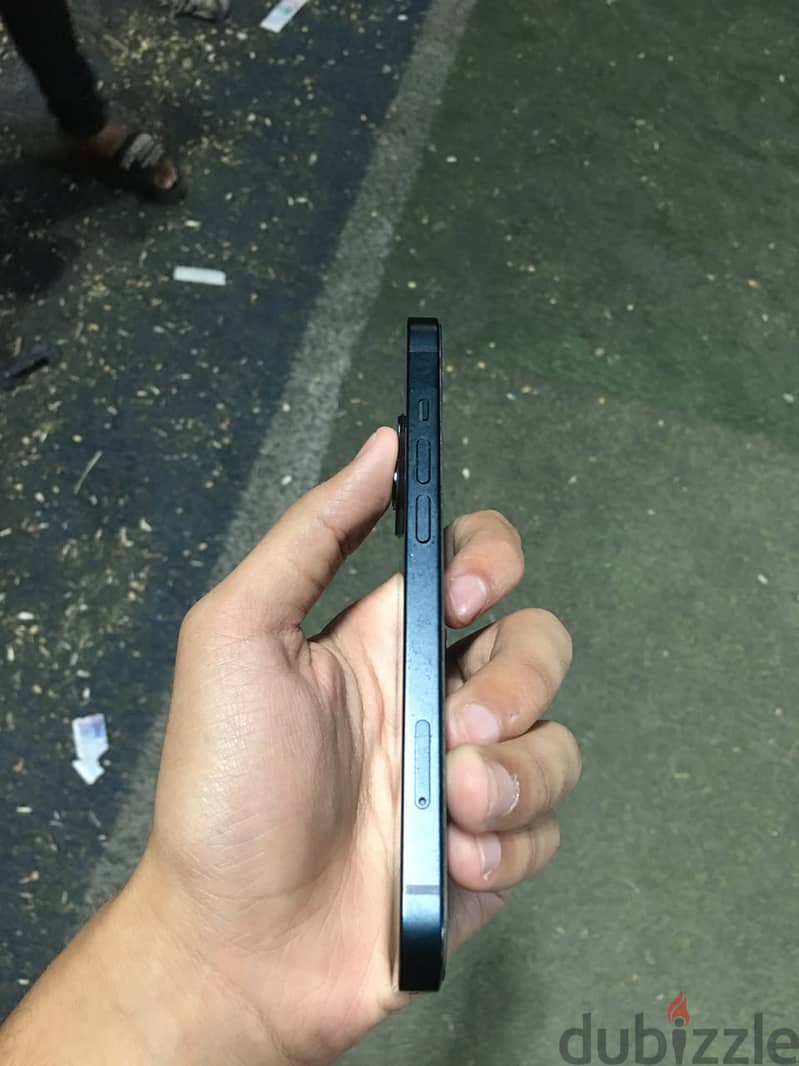 IPhone 13 (Battery 85%) 3