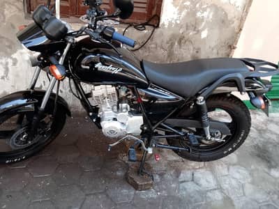 Hogan 3  150 cc  عداد 4000كليو  استعمال تلت شهور  رخصه سنه