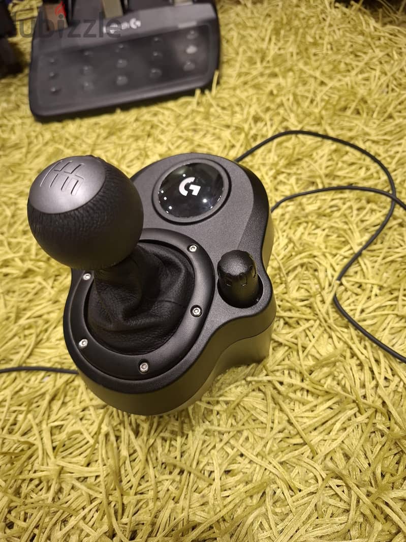logitech g29 steering wheel 2