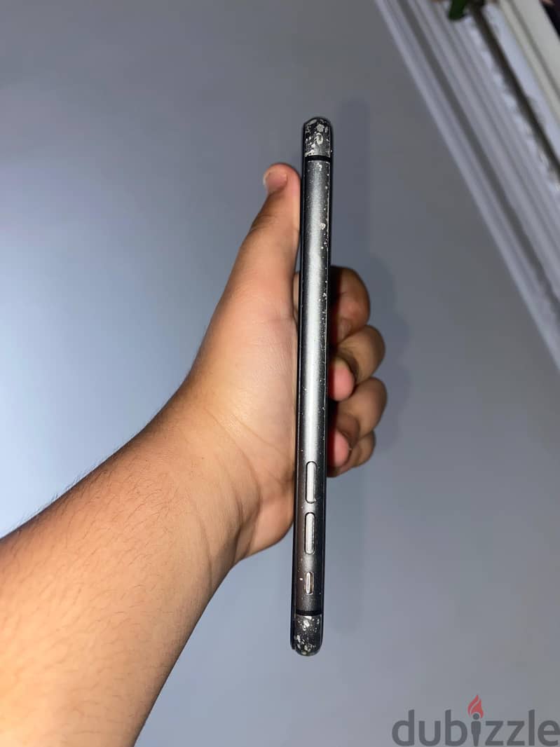 Apple - iPhone 11 6