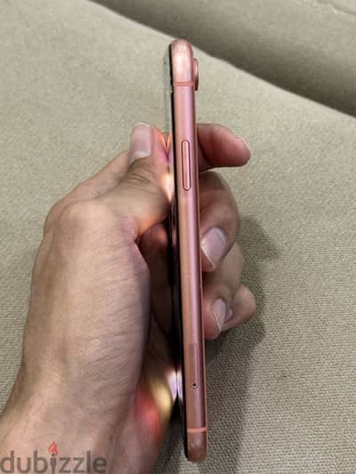 Apple - iPhone XR ايفون اكس ار ٦٤ جيجا