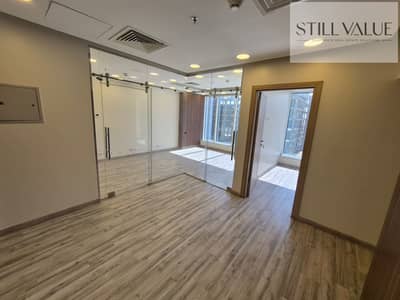 مكتب اداري للايجار 80م² علي شارع التسعين في التجمع الخامس Office For Rent 80Sqm In Fifth Settlement New Cairo