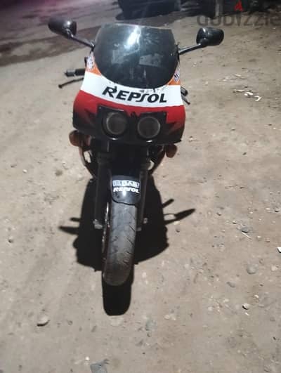 هوندا400cbr