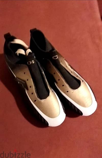 شوز كوره