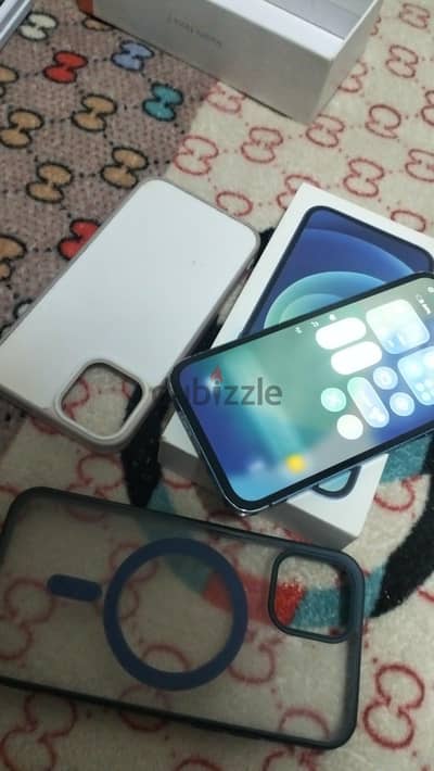آبل - آيفون 12 للبيع