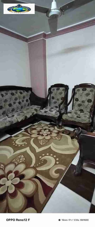 الايجار اليومي والشهري شقه مفروشه عرب المعادي بالقرب من موقف العرب والنادي الاولمبي وجراند مول تتكون من اثنين غرفه نوم وصاله وحمام ومطبخ دور سابع اسانسير يوجد واي فاي