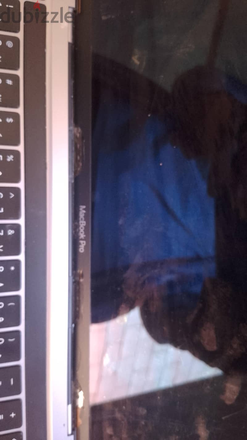MacBook Pro 13-inch (M1, 2020 type c 1