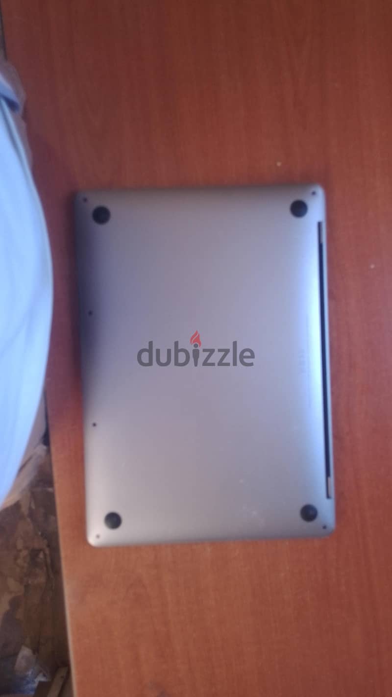 MacBook Pro 13-inch (M1, 2020 type c 4
