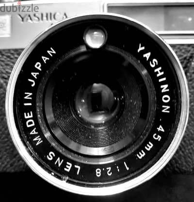 كاميرا أنتيك Yashica MG-1 أصلية بالجراب – ياباني