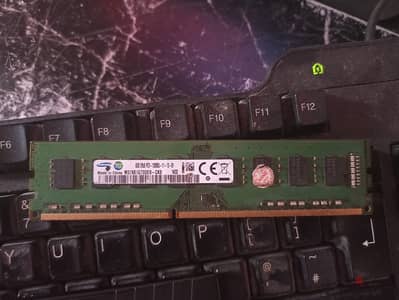 رامات سامسونج 8 جيجا DDR3 PC بحالة ممتازة