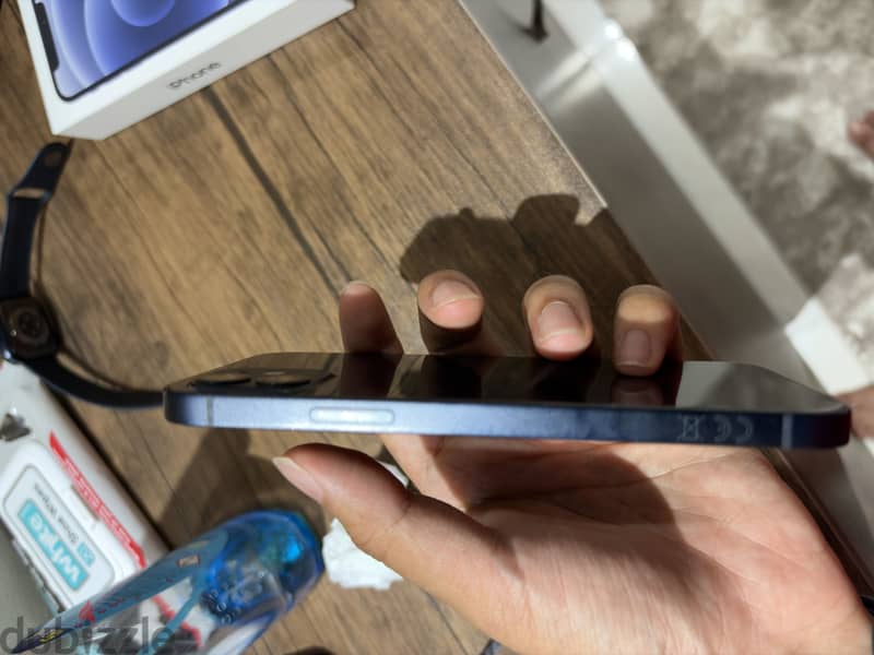 Apple - iPhone 12 5