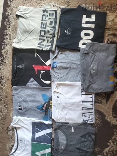 تي شيرت مستورد مستعمل  براند مقاس XL