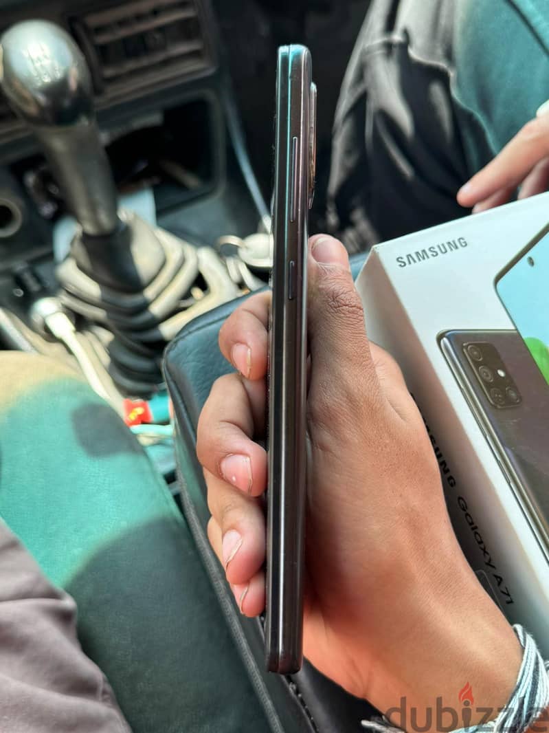 Samsung A71 5