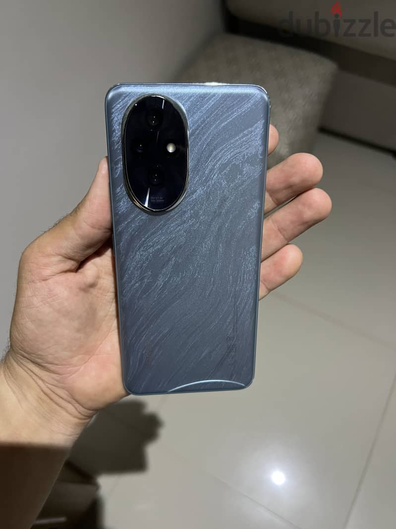 Honor 200 3