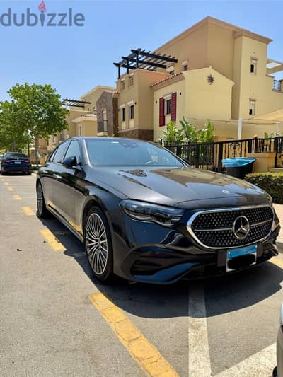 Mercedes-Benz E300e 2024