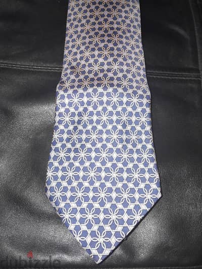Authentic Hermès 100% Silk tie