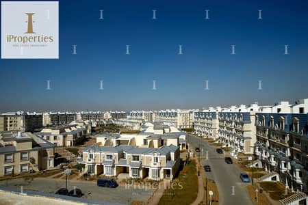 I Villa Garden For Sale in Mountain View Hyde Park New Cairo