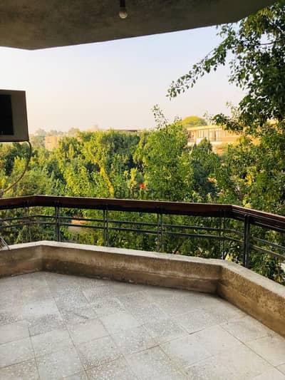 For sale, a 220m apartment in Maadi, Degla, near Al-Nasr College. A distinguished and upscale location on a main street with an open view.