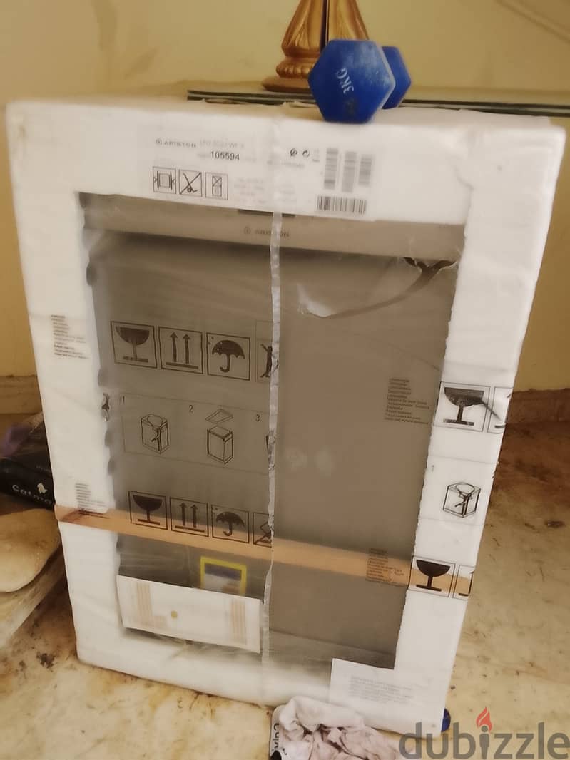 Dishway Ariston 2