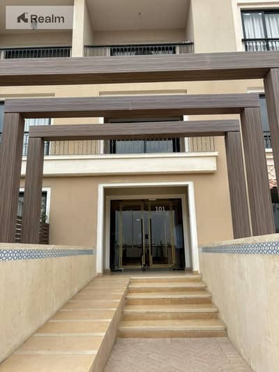 Early delivery 3 bed with fully finished in  Sheikh Zayed and Payment Plan up to 10 years !