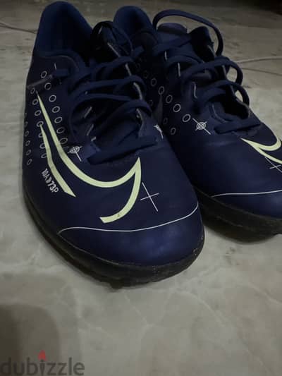 Nike mercurial cr7 2018 juve ORIGINAL مقاس 41حالة زي الجديد