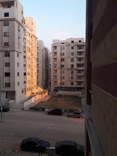 شقه للبيع في المعادي جاردنز