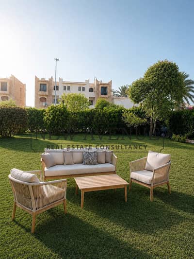 Ground chalet with garden Fully furnished with Ac’s and kitchen for sale in Marina 6 -north coast