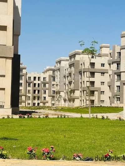 شقة للبيع ارضي بجنينة كمبوند جامعة القاهرة
